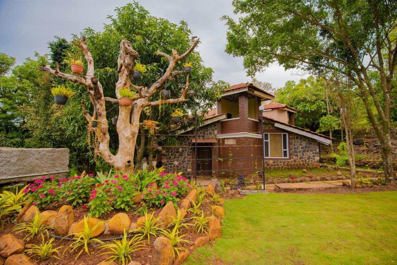 Achalaa Resort Kolhapur Ngoại thất bức ảnh