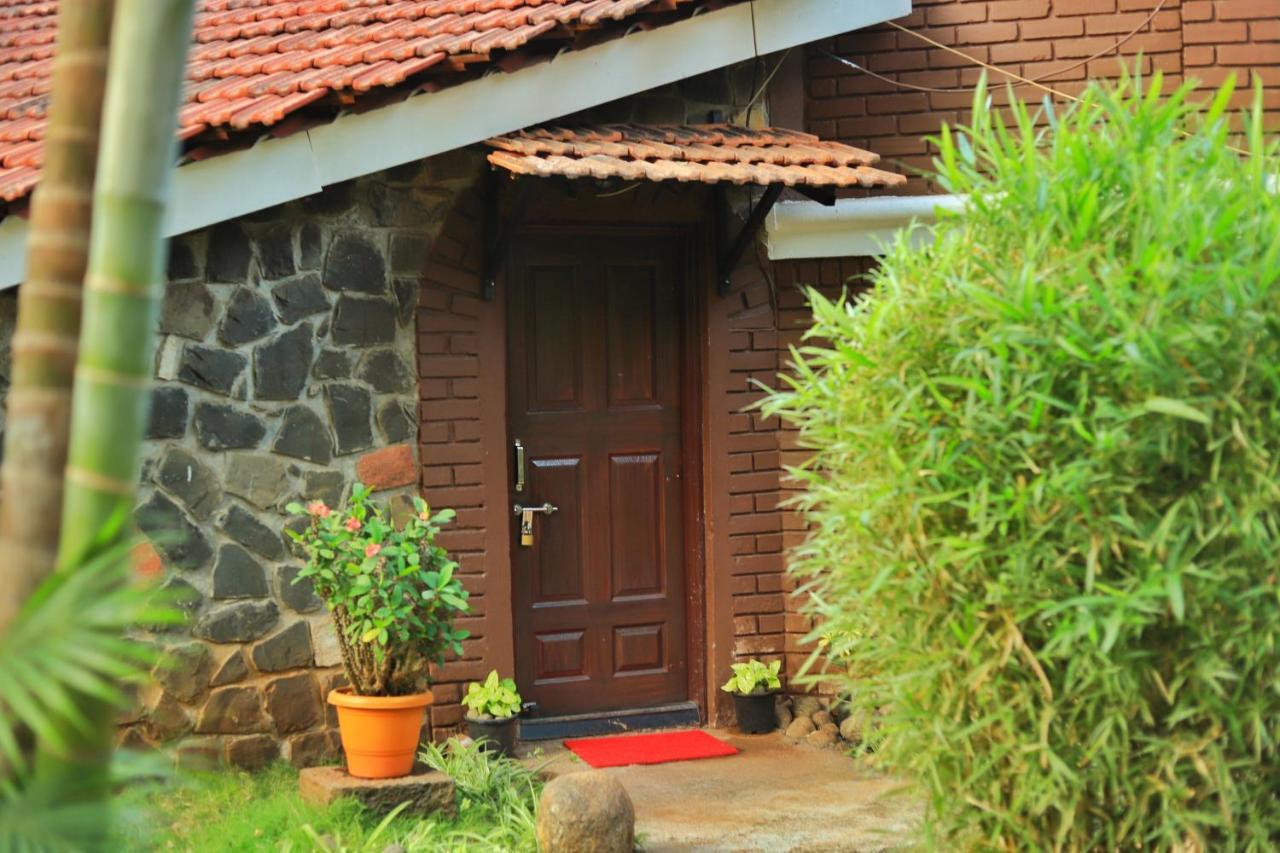 Achalaa Resort Kolhapur Ngoại thất bức ảnh