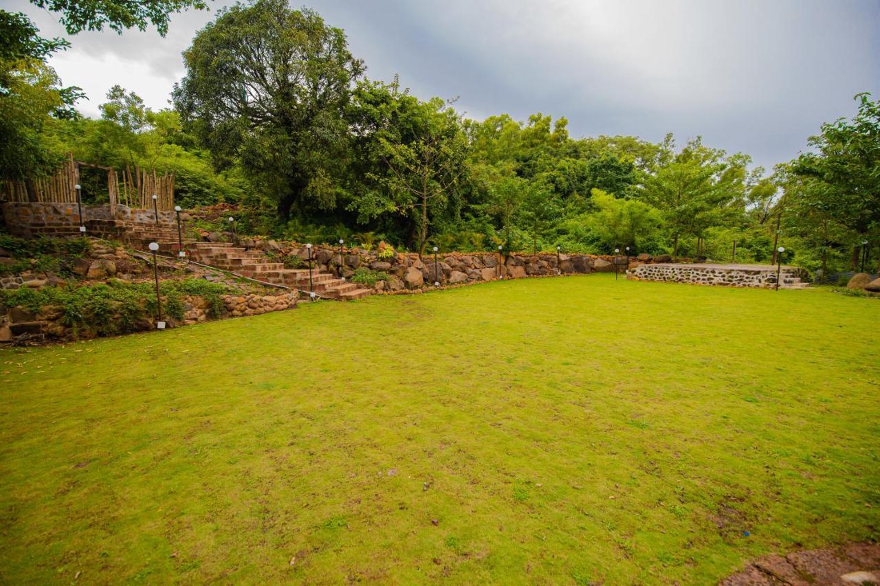 Achalaa Resort Kolhapur Ngoại thất bức ảnh