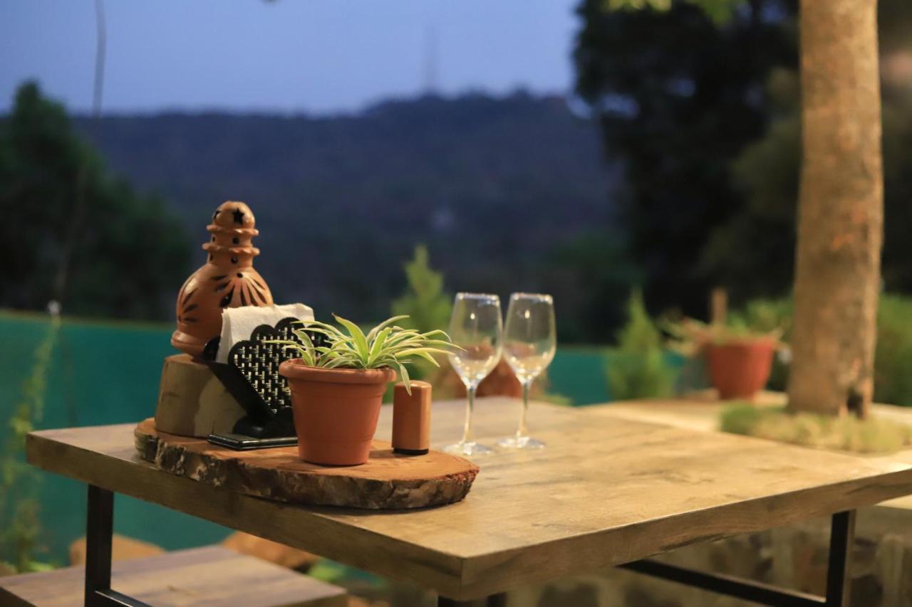 Achalaa Resort Kolhapur Ngoại thất bức ảnh