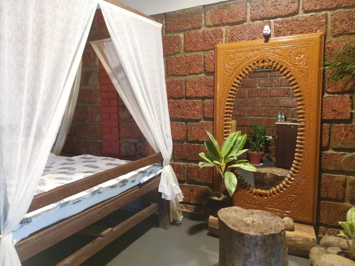 Achalaa Resort Kolhapur Ngoại thất bức ảnh