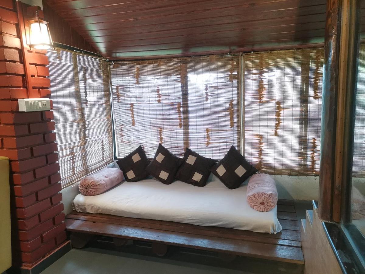 Achalaa Resort Kolhapur Ngoại thất bức ảnh