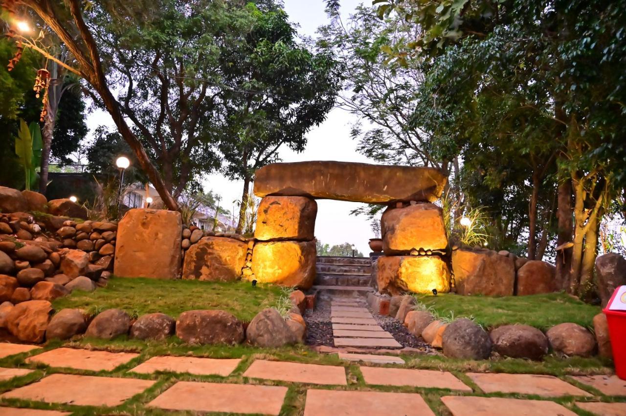 Achalaa Resort Kolhapur Ngoại thất bức ảnh