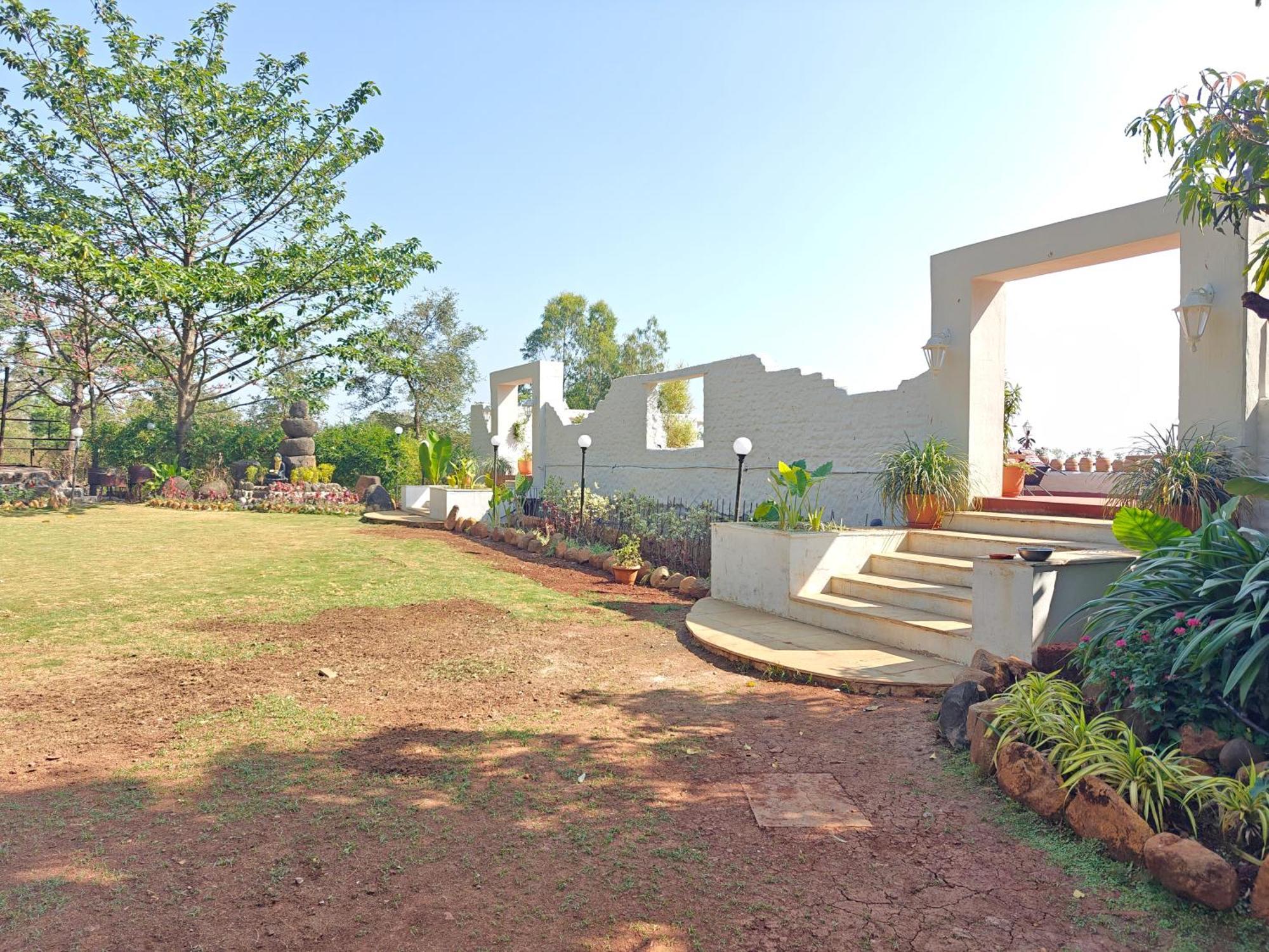 Achalaa Resort Kolhapur Ngoại thất bức ảnh